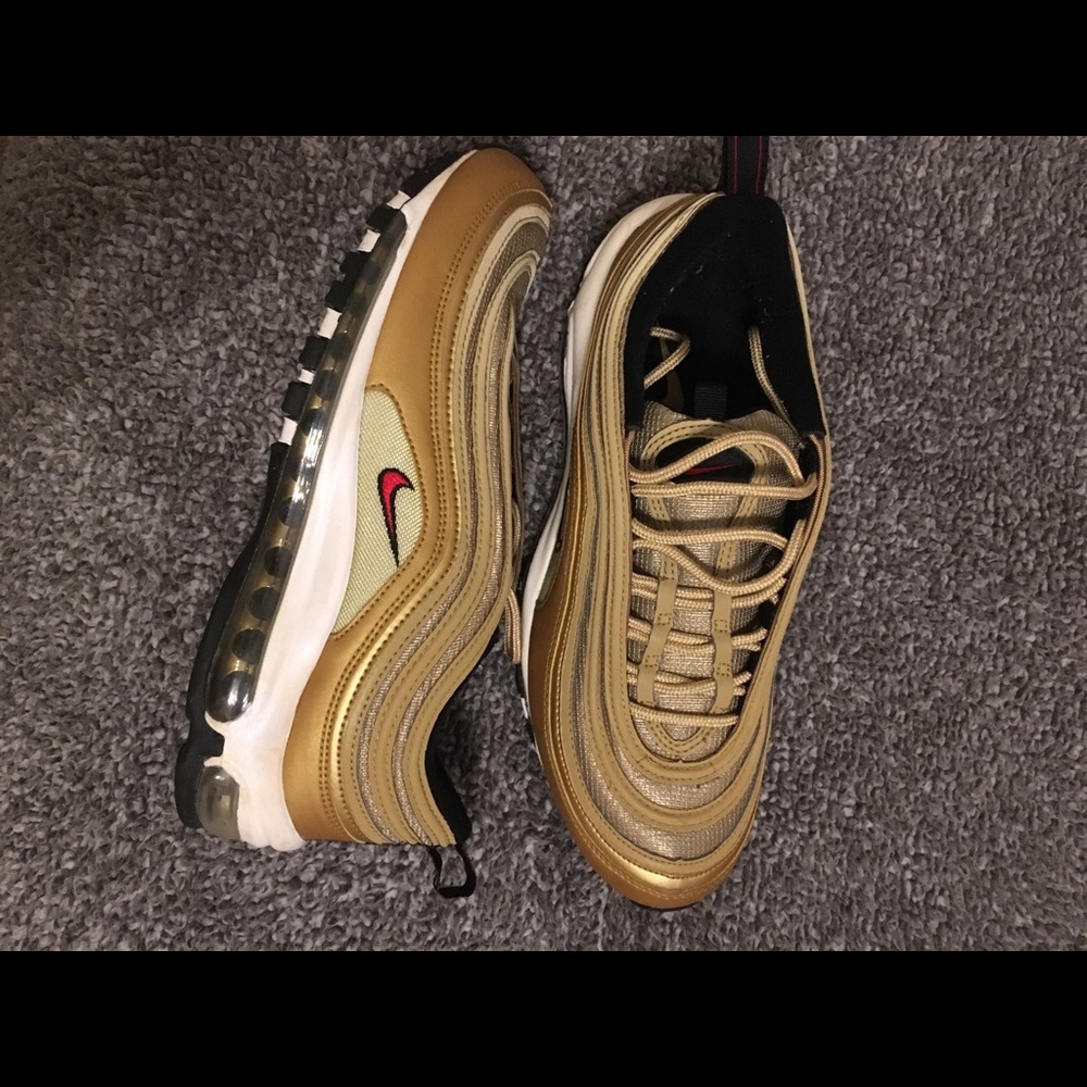 *TRADE* Air max 97 Gold 9.5